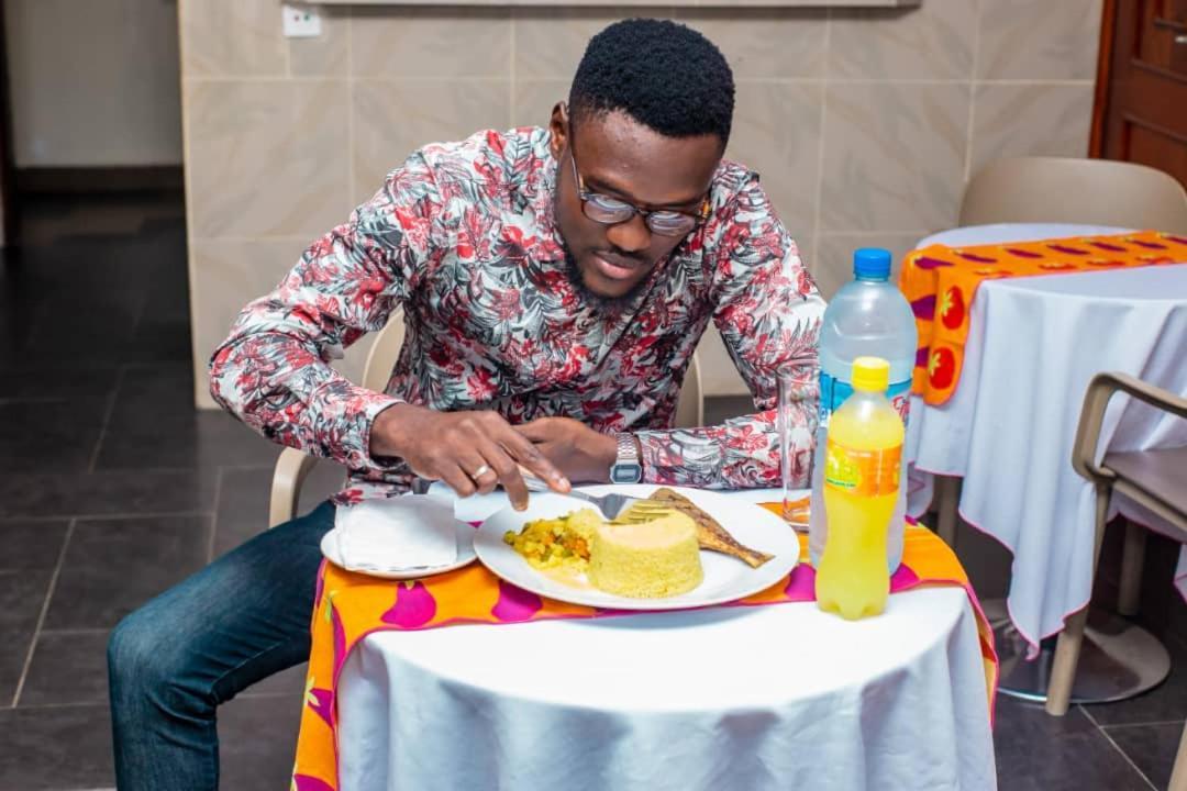 Benin Berge Hotel Cotonou Bagian luar foto